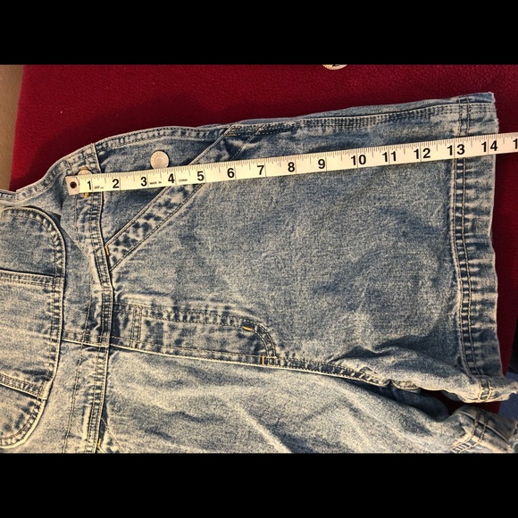 Kids GAP Vintage Short Overall. - Picture 8 of 8